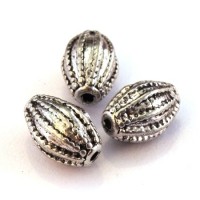 Perle métal olive argent vieilli 13mm