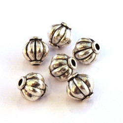 Perles métal strié 8mm argent vieilli