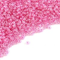 Perles mini rocailles rose lustré 1,5mm