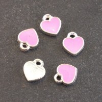 Breloques émaillées coeur rose x5