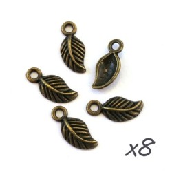 Breloque feuille bombée bronze 15mm x8