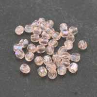 Perles à facettes 4mm rose clair AB irisé