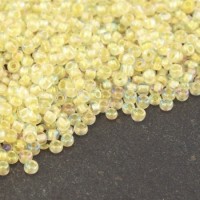 Perles de rocailles 2mm jaune citron color lined