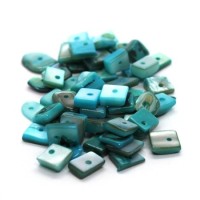 Perles chips de nacre carrées turquoise 10g