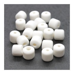 Perles fimo tonneau 6mm blanc x20