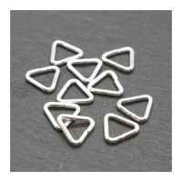 Anneaux triangulaires 7mm argentés