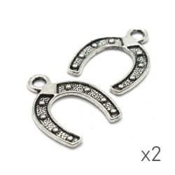 2 breloques fer à cheval 24mm argent vieilli