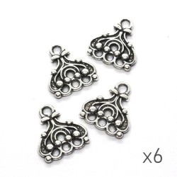 Breloque connecteur chandelier argent vieilli