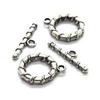 Fermoirs toggle argent vieilli 16mm motif cordelette