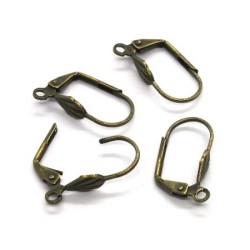 Attaches boucles d'oreilles dormeuses coquillage bronze