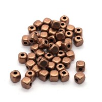 Perles cubes 4mm CCB synthétique métallisé cuivre x50