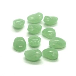 Perles gouttes aplaties en verre 8mm péridot opaque