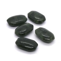 Perle rectangulaire taillée 15mm jade de Birmanie