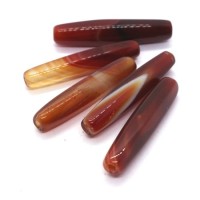 Perle longue taillée 36mm cornaline