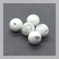 5 Perles rondes 8mm howlite blanche