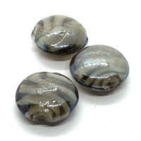 Perle galet en verre lustrée 20mm gris