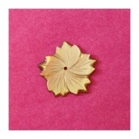 Fleur en nacre taillée 40mm blanc