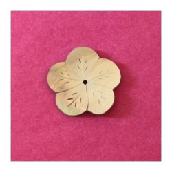 Fleur en nacre taillée 40mm blanc