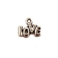 5 Breloques love en métal argent vieilli 10mm