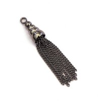 Pendentif pompon chainette noir gunmetal