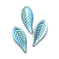 10 Perles Breloques Feuilles Bleu 27mm