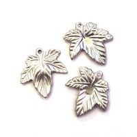 10 Perles Breloques Feuilles Argent 21mm