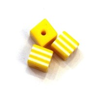 Perles rayées cubes acrylique 7mm jaune