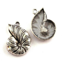 breloque coquillage nautilus